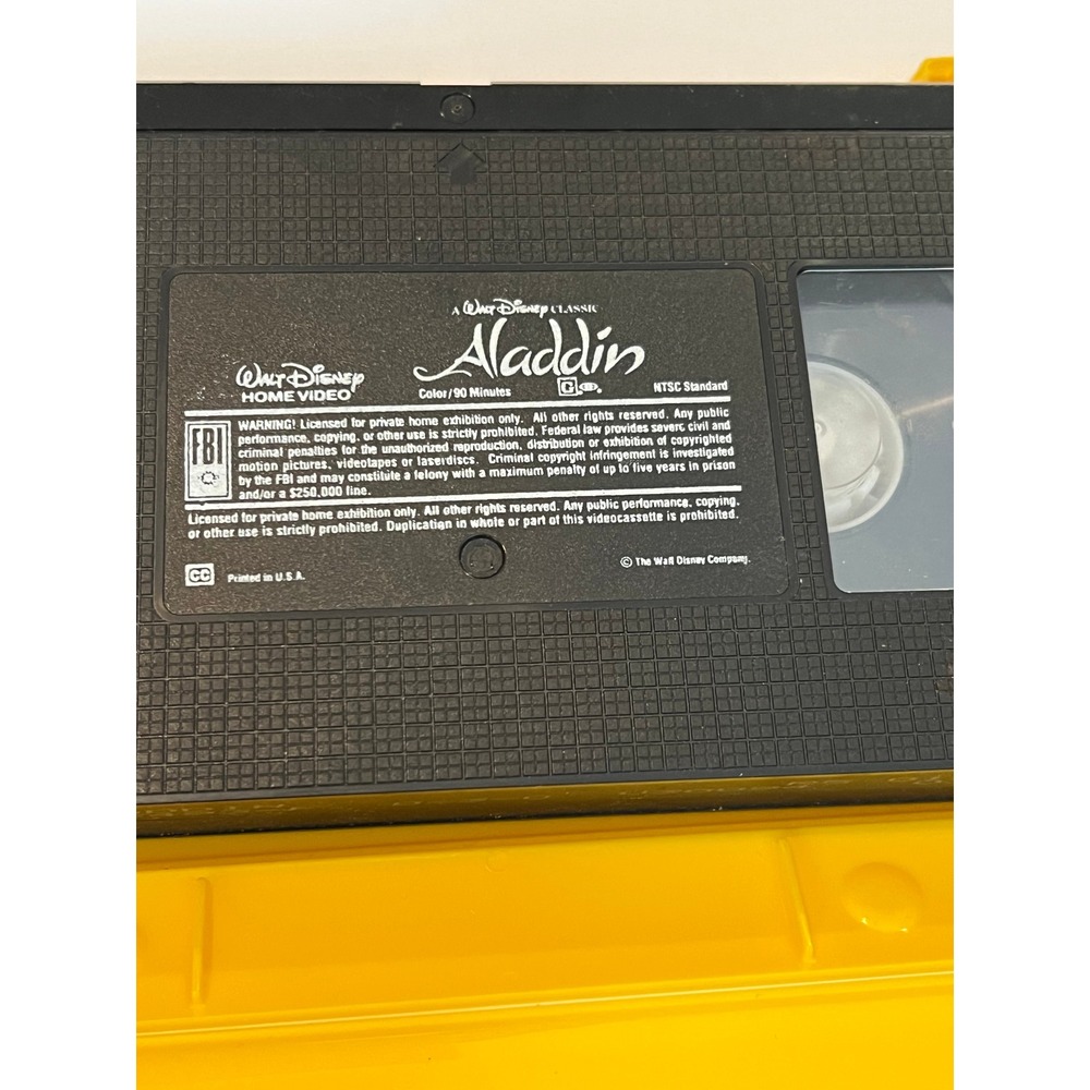 Walt Disney Classic Aladdin VHS Tape 1992 Animated Movie NTSC 90 Minutes Black